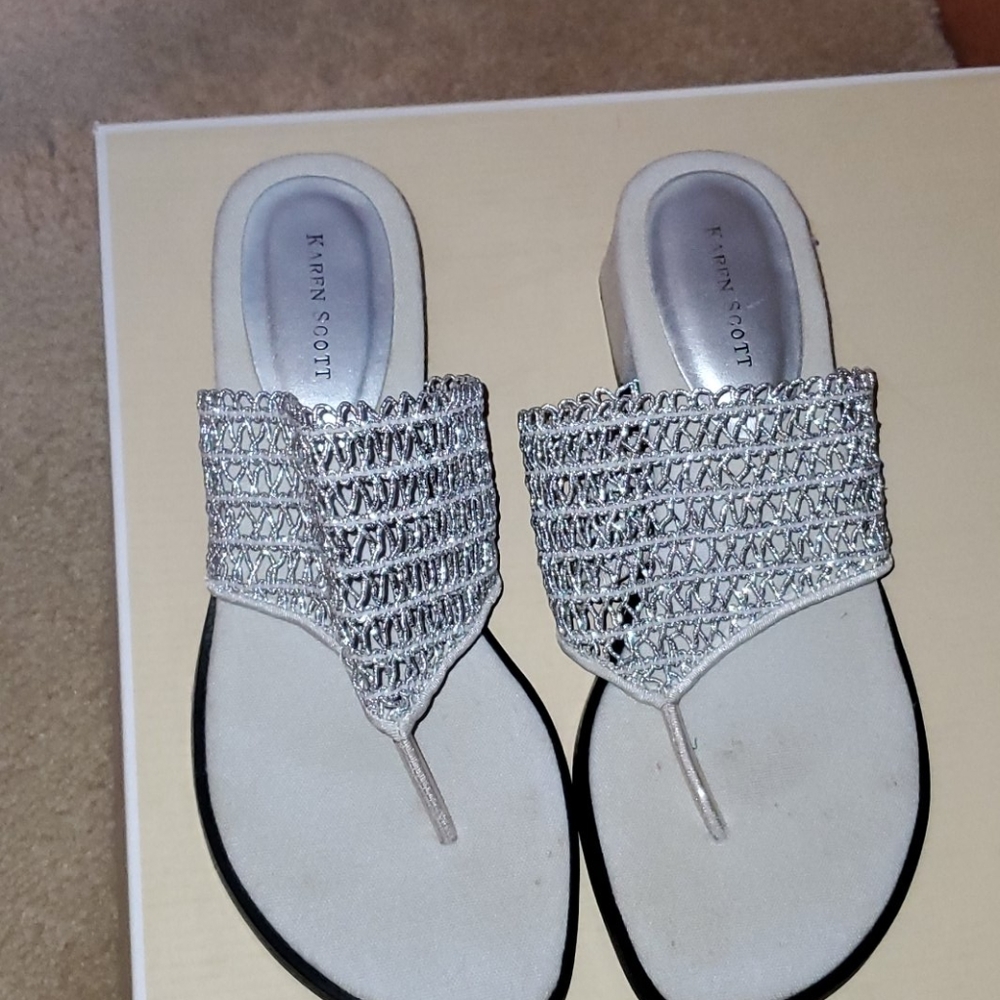 Dress sandal